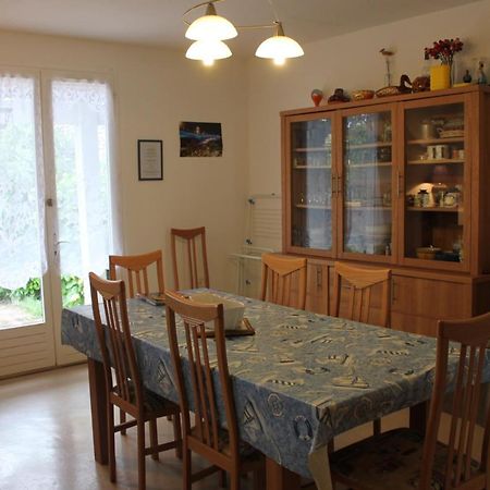 Jolie Maison Familiale Oleronaise Сен-Жорж-д'Олерон Экстерьер фото