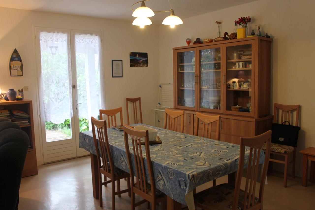 Jolie Maison Familiale Oleronaise Сен-Жорж-д'Олерон Экстерьер фото